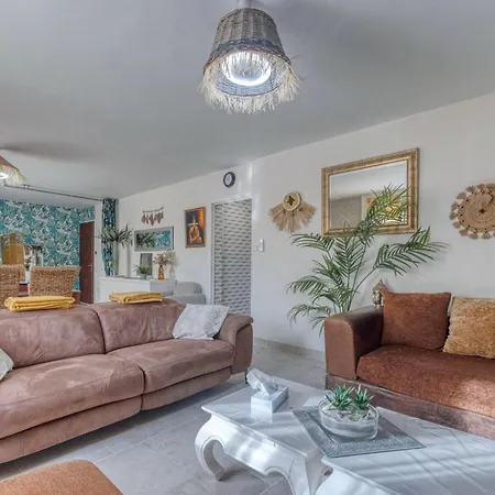Evasion Thailandaise - Feng Shui - Parking Saint-Egreve